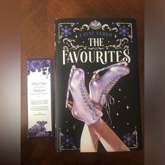 Fairyloot Other - SIGNED Fairyloot Exclusive Edition THE FAVOURITES by Layne Fargo